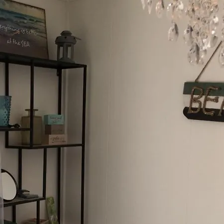 Beach Chalet 207 Apartment *